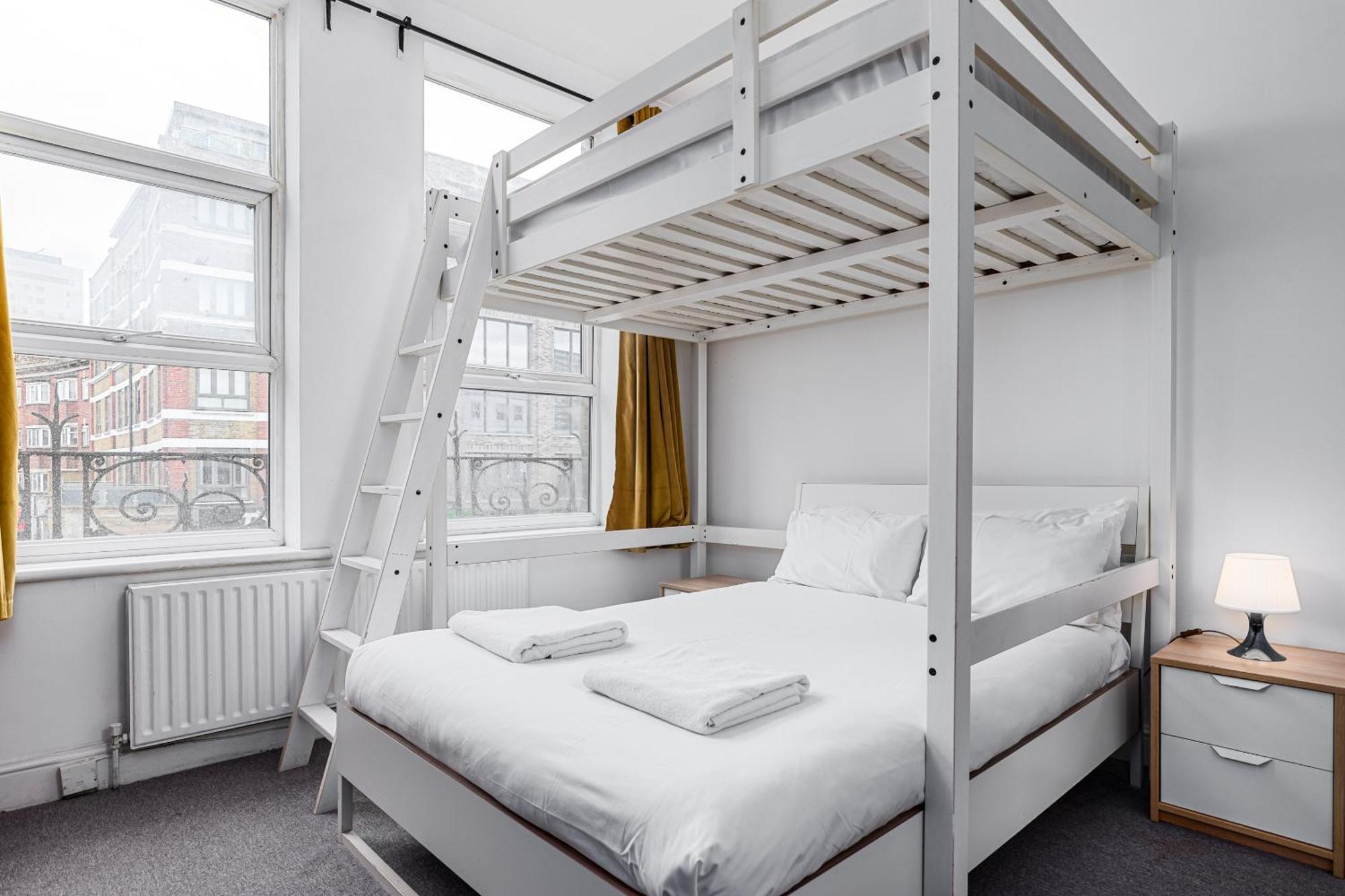 Ryam Suites Лондон Номер фото